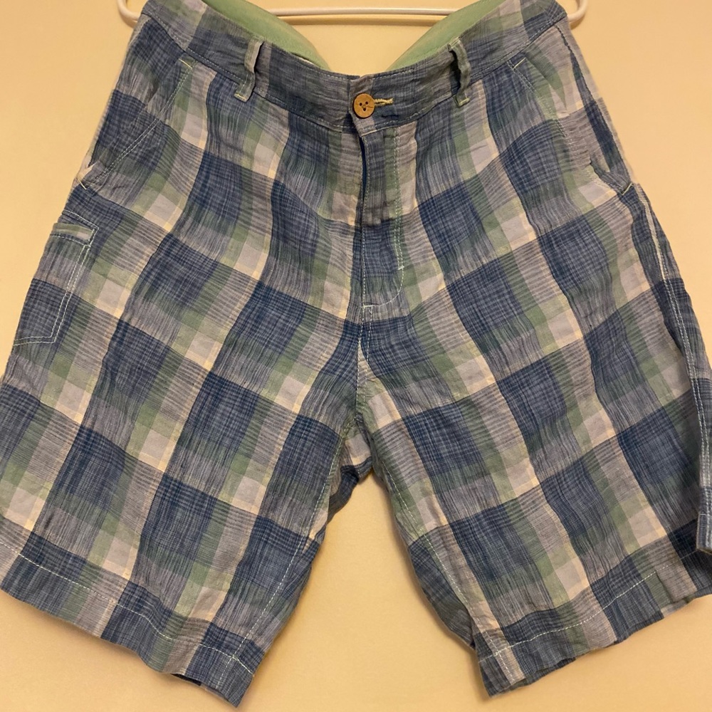Tommy Bahama size 32 Shorts